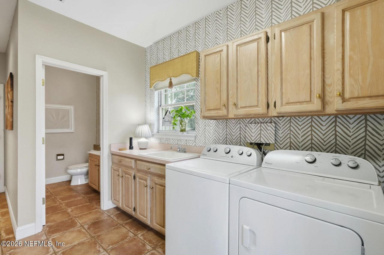 10 S Magnolia Lane, Ormond Beach, FL 32174 Photo