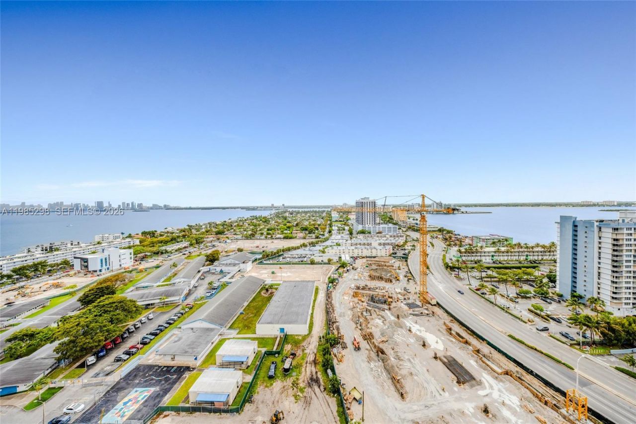 7601 E Treasure Dr , Unit 2302, North Bay Village, FL 33141 Photo