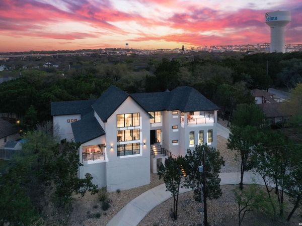 8024 Alton, Selma, TX 78154