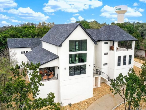 8024 Alton, Selma, TX 78154