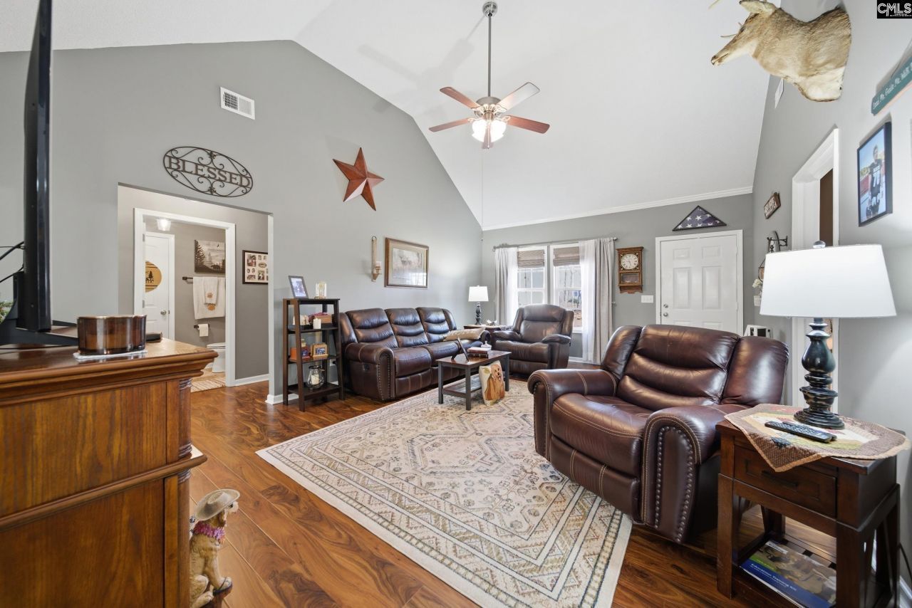 366 Bethlehem Circle Photo 6