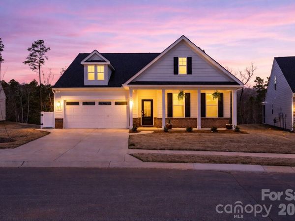 948 Exeter Drive , Sherrills Ford, NC 28673