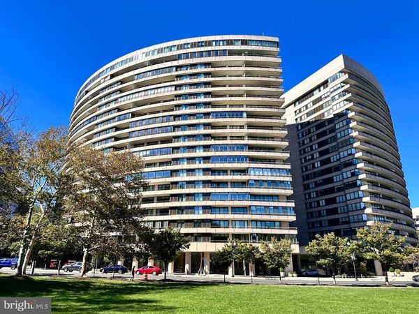 1300 CRYSTAL DRIVE, Unit 901S, ARLINGTON, VA 22202