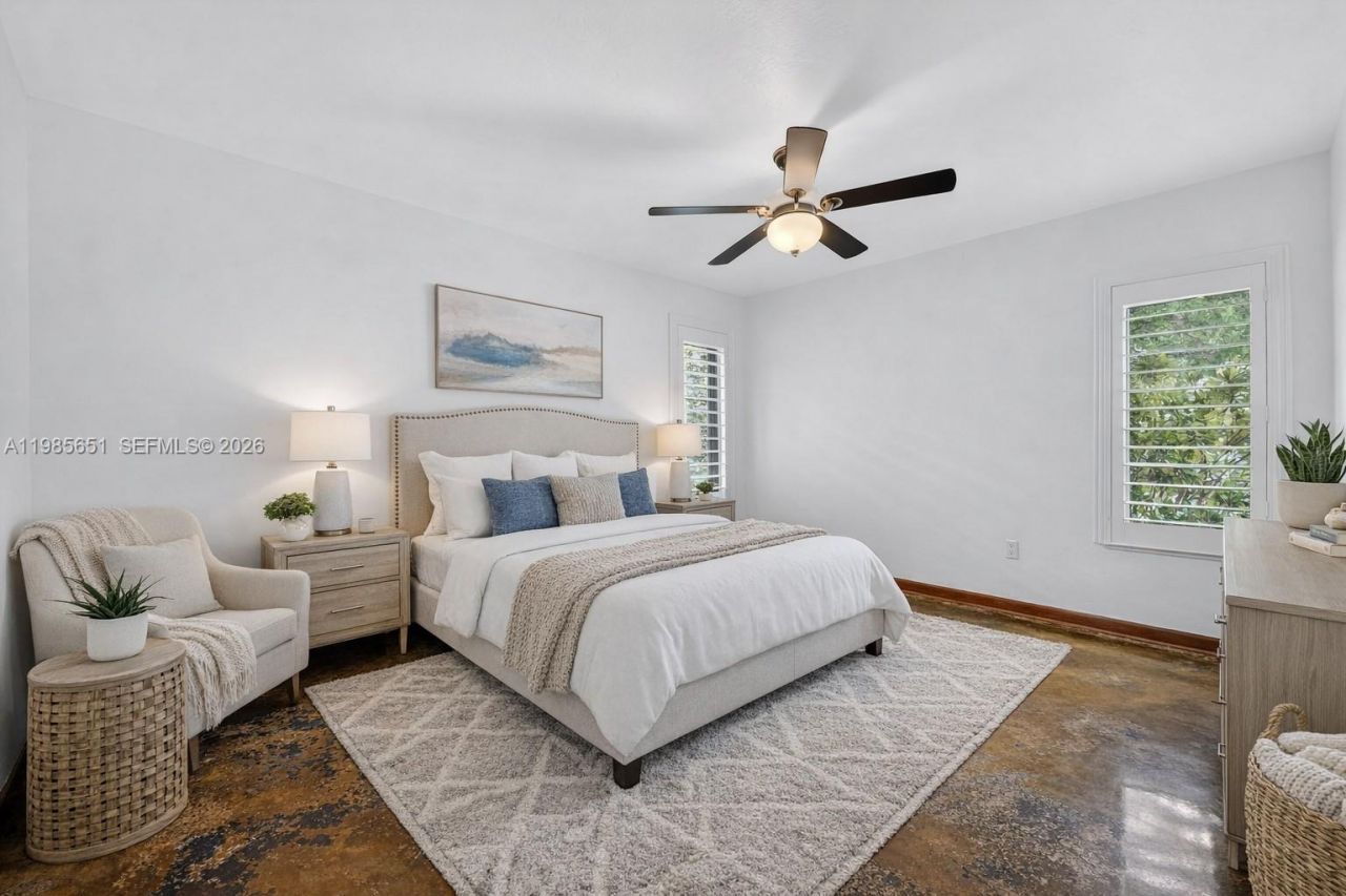 8263 SW 160th St, Palmetto Bay, FL 33157 Photo