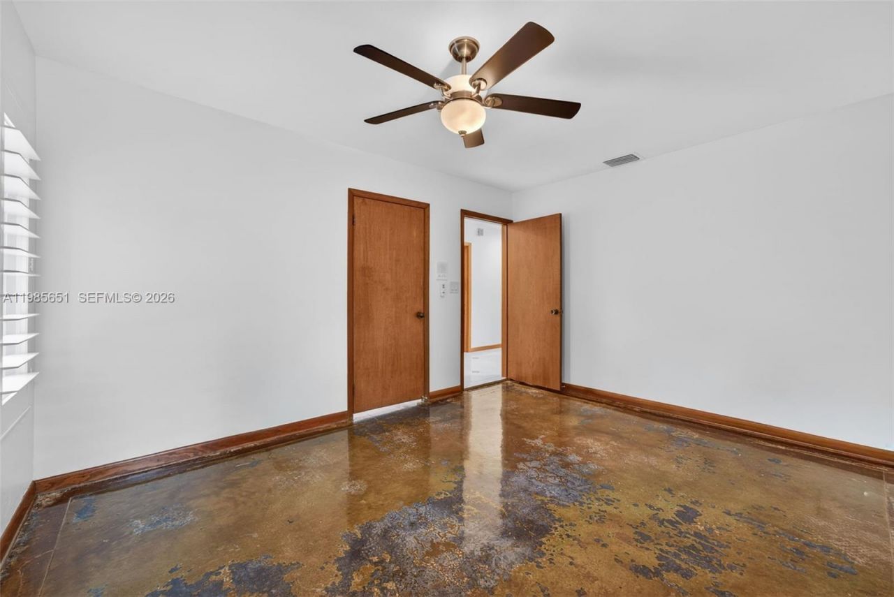 8263 SW 160th St, Palmetto Bay, FL 33157 Photo