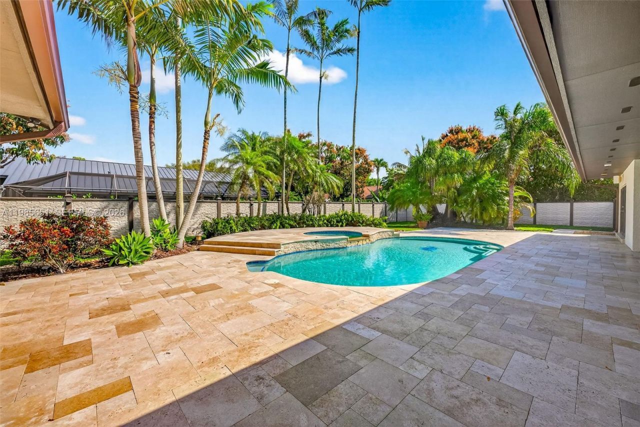 8263 SW 160th St, Palmetto Bay, FL 33157 Photo