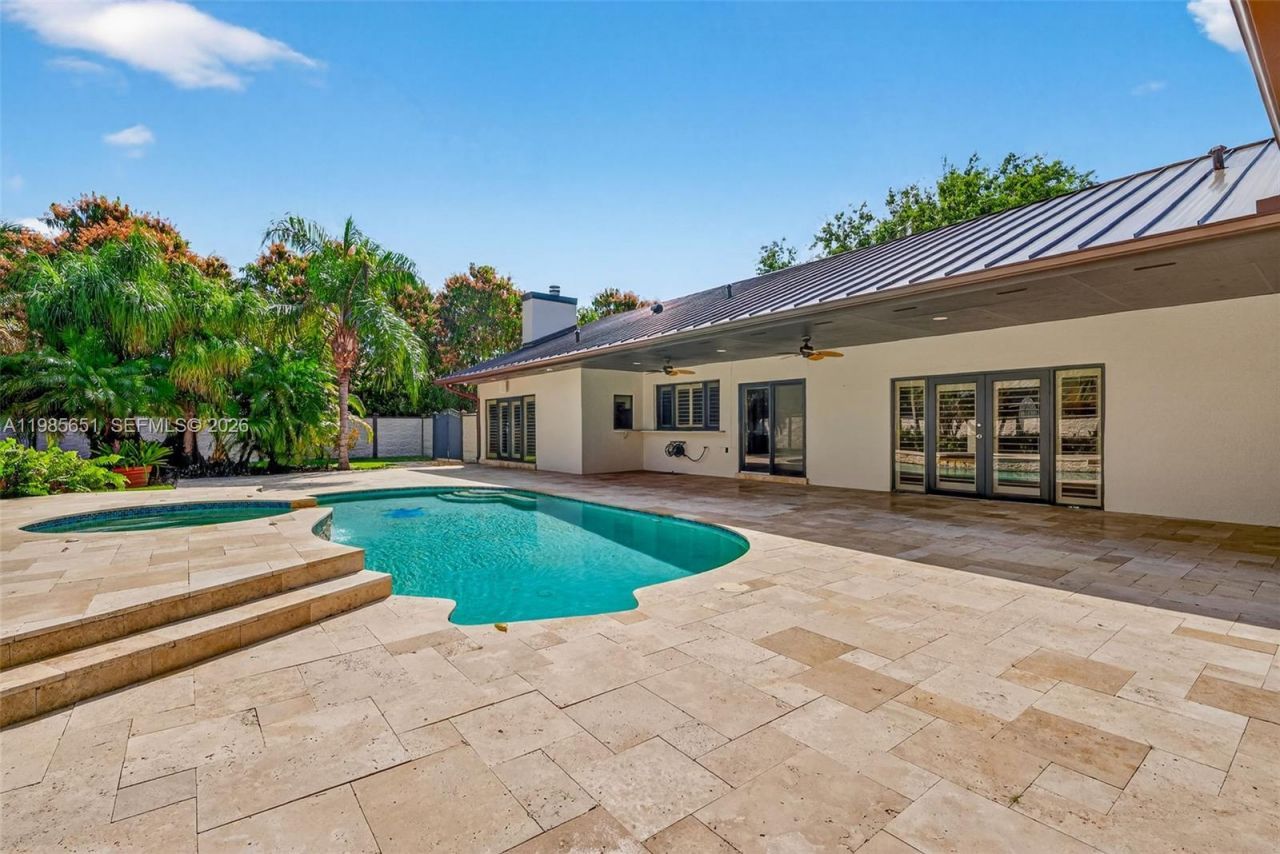 8263 SW 160th St, Palmetto Bay, FL 33157 Photo