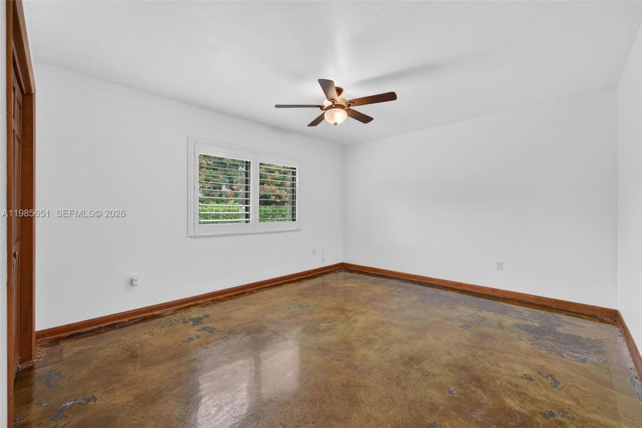 8263 SW 160th St, Palmetto Bay, FL 33157 Photo