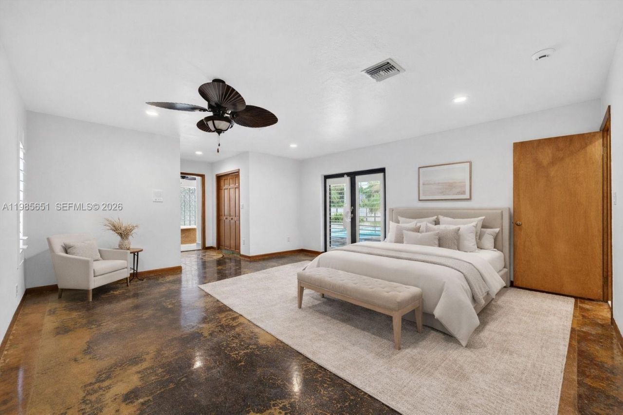 8263 SW 160th St, Palmetto Bay, FL 33157 Photo