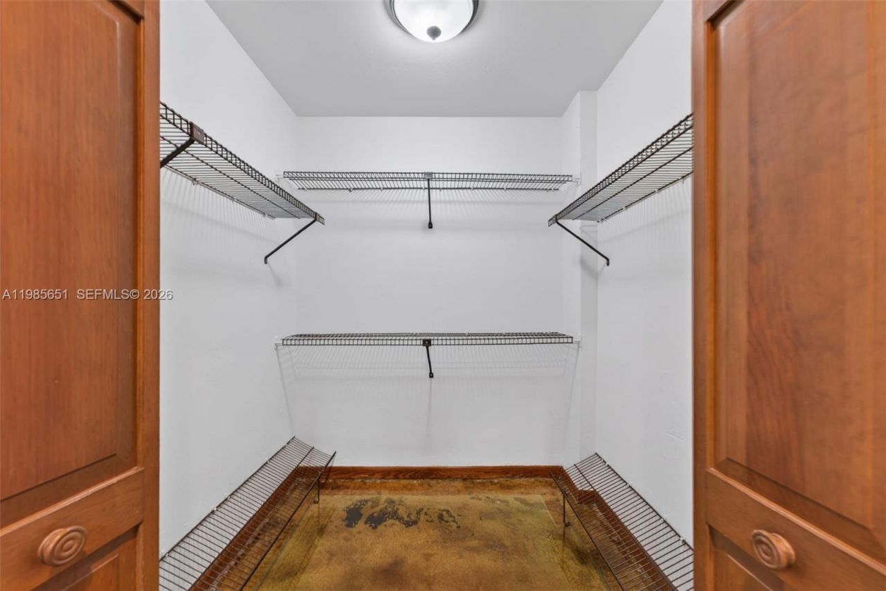 8263 SW 160th St, Palmetto Bay, FL 33157 Photo