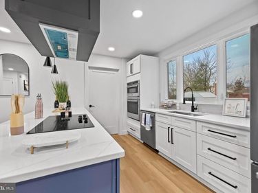 708 W JASPER COURT, STERLING, VA 20164