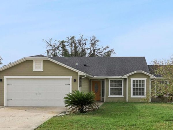 2513 DUMAS DRIVE , DELTONA, FL 32738