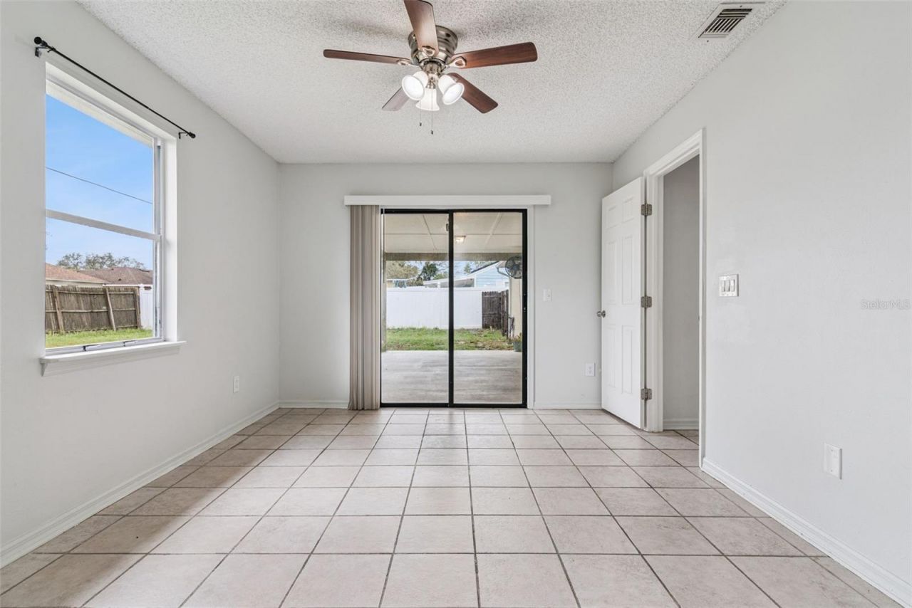 2513 Dumas Drive , Deltona, FL 32738 Photo