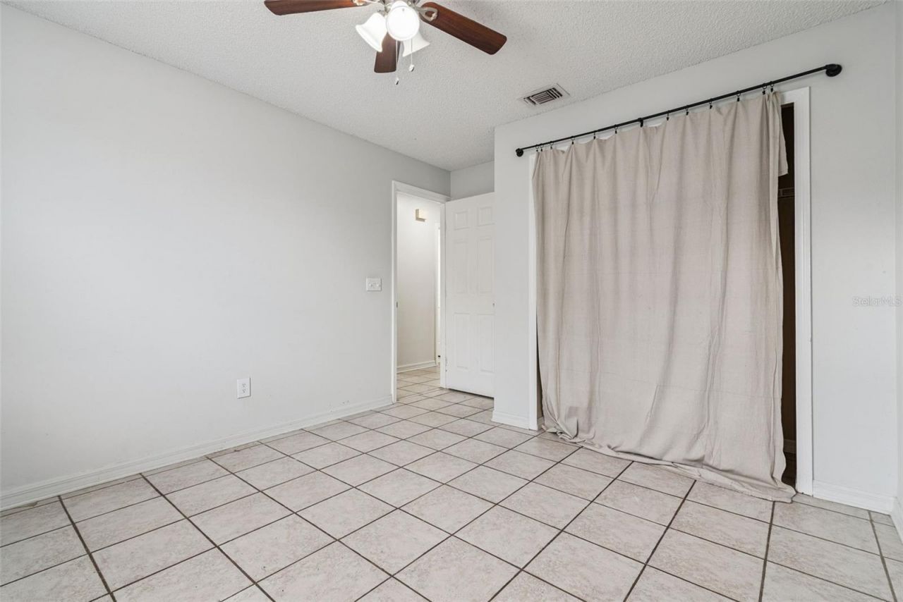 2513 Dumas Drive , Deltona, FL 32738 Photo