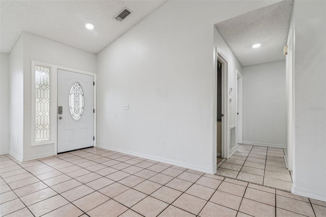 2513 Dumas Drive , Deltona, FL 32738 Photo