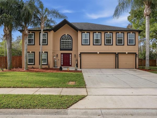 467 GRANITE CIRCLE , CHULUOTA, FL 32766