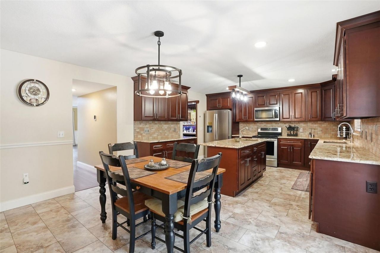 467 Granite Circle , Chuluota, FL 32766 Photo