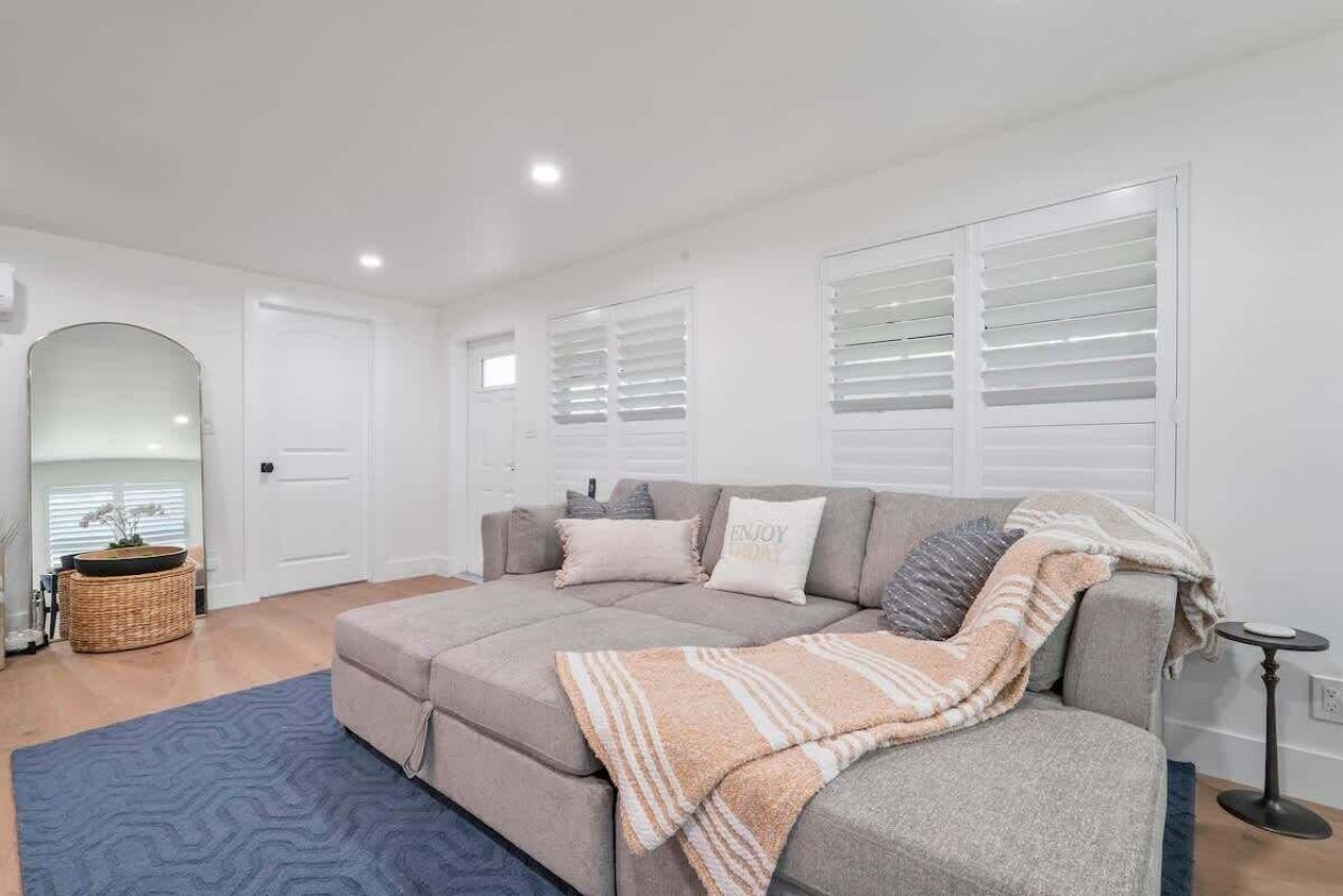 1145 NE 18th Avenue, Fort Lauderdale, FL 33304 Photo