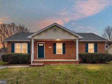1112 ASHBY STREET, FRONT ROYAL, VA 22630