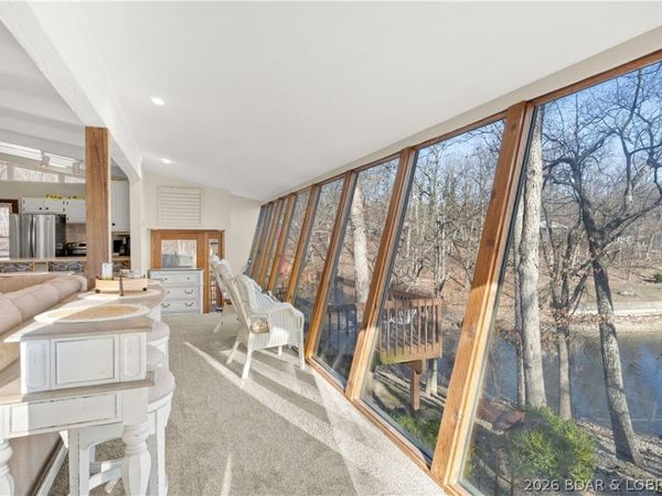 250 Sioux Road, Lake Ozark, MO 65049