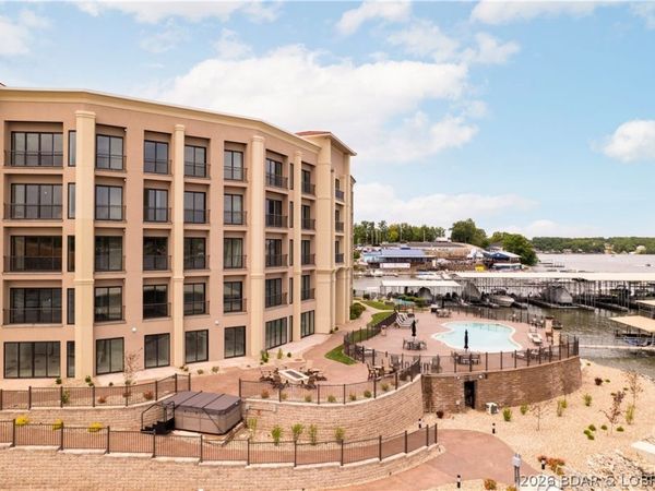 1184 Jeffries Road, Unit 218, Osage Beach, MO 65065