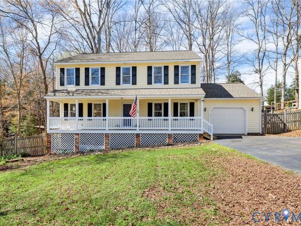 636 Coralberry Drive , Midlothian, VA 23236