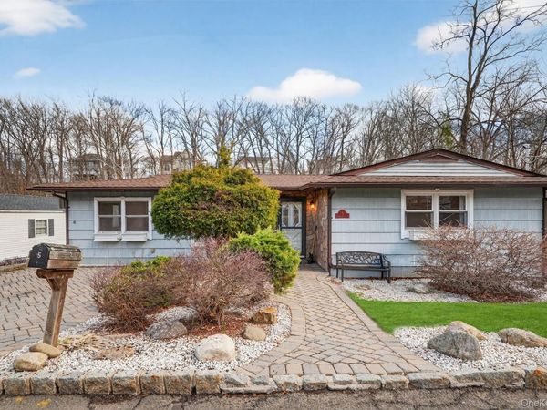 5 Bedford Lane , Thiells, NY 10984