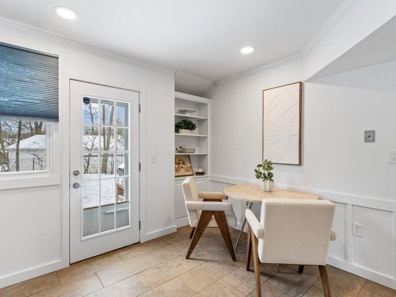 627 S Selby Boulevard , Worthington, OH 43085 Photo 8