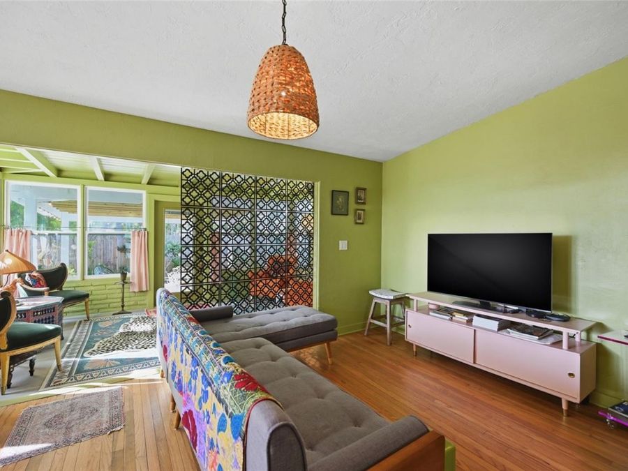 Property Image 9