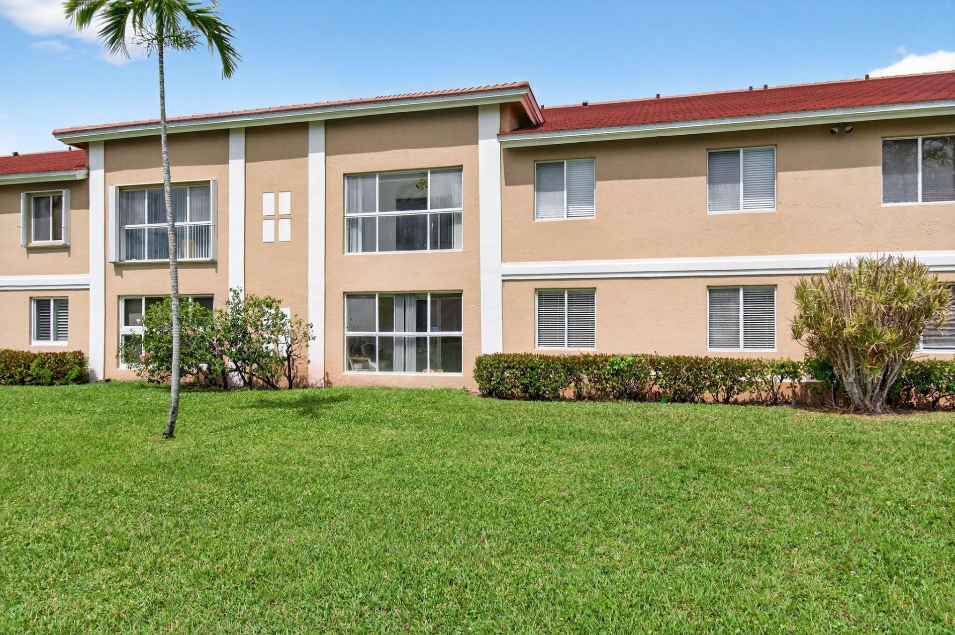 5952 Regal Glen Drive, Unit 104, Boynton Beach, FL 33437 Photo