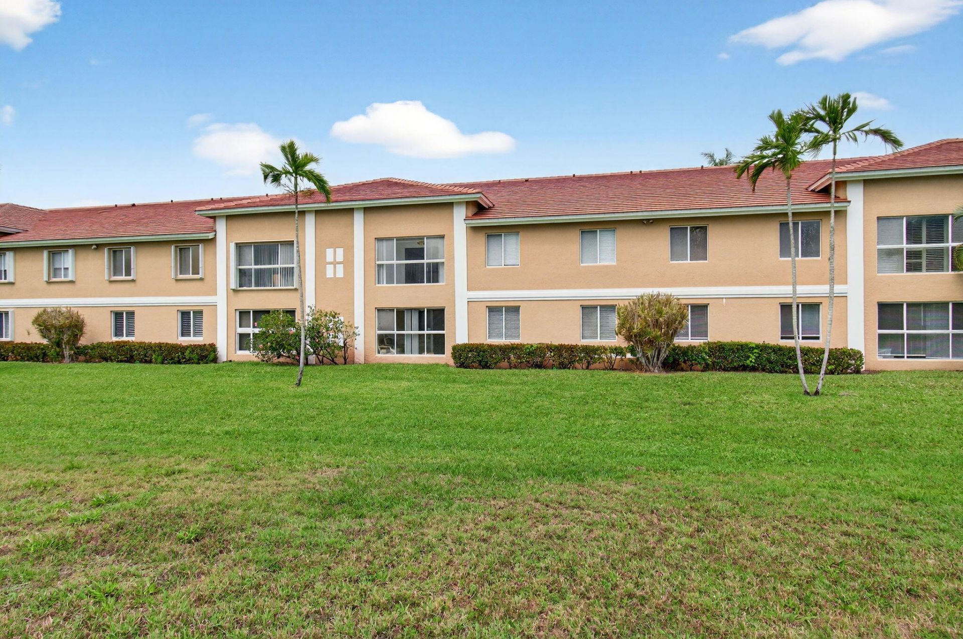 5952 Regal Glen Drive, Unit 104, Boynton Beach, FL 33437 Photo