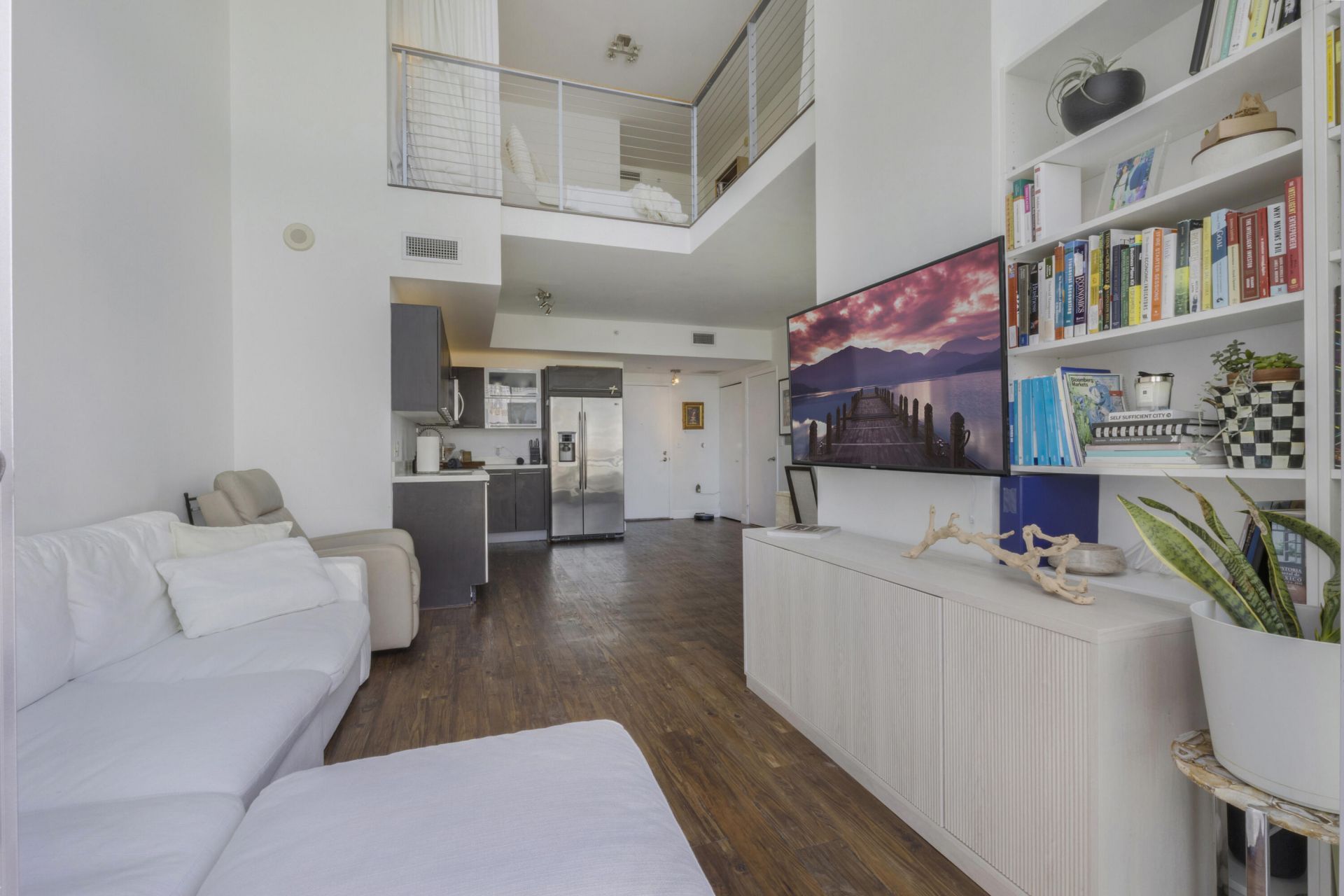 90 SW 3rd Street, Unit Th700a, Miami, FL 33130 Photo