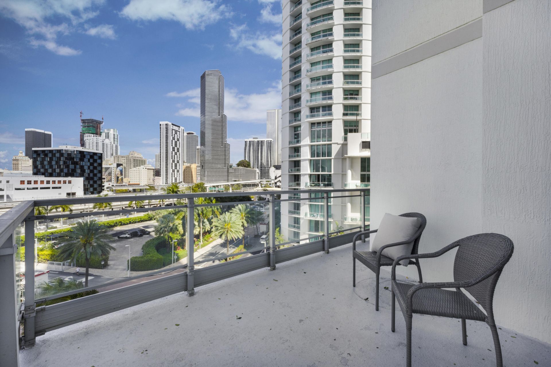 90 SW 3rd Street, Unit Th700a, Miami, FL 33130 Photo
