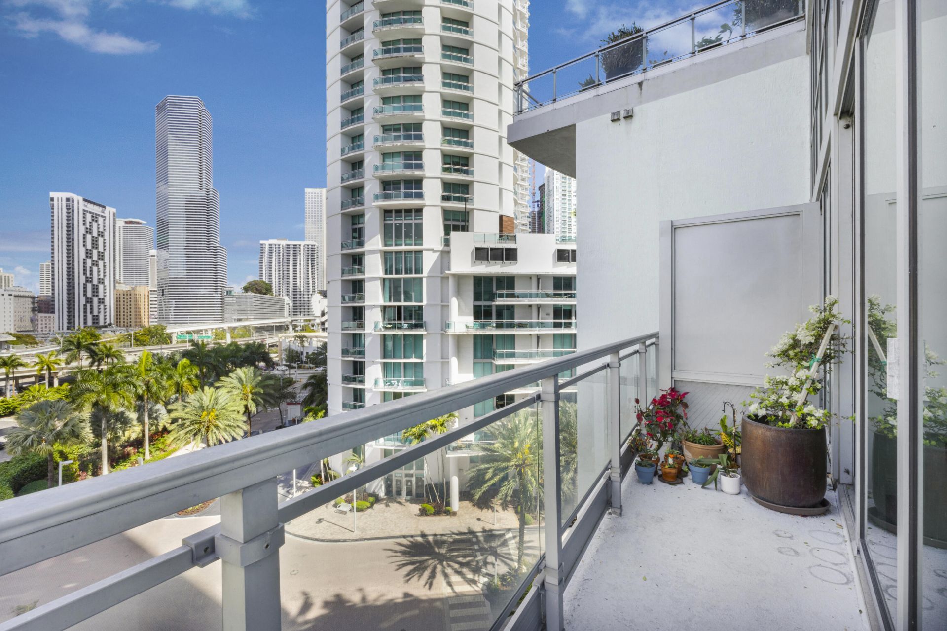 90 SW 3rd Street, Unit Th700a, Miami, FL 33130 Photo