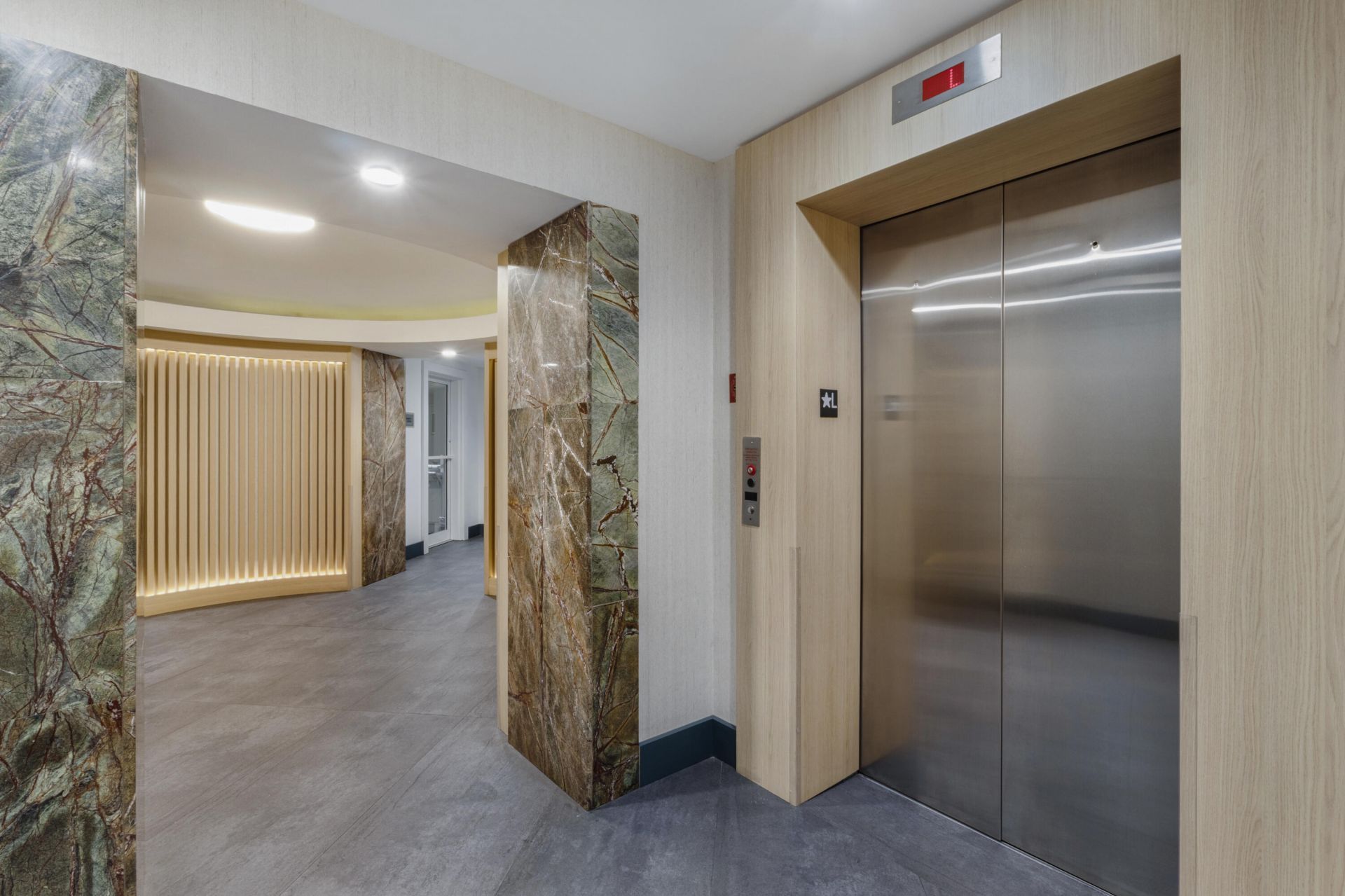 90 SW 3rd Street, Unit Th700a, Miami, FL 33130 Photo