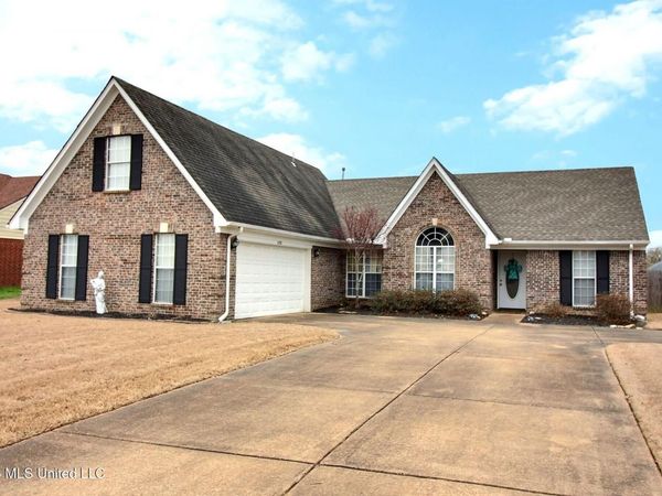 6430 E Sandbourne, Olive Branch, MS 38654