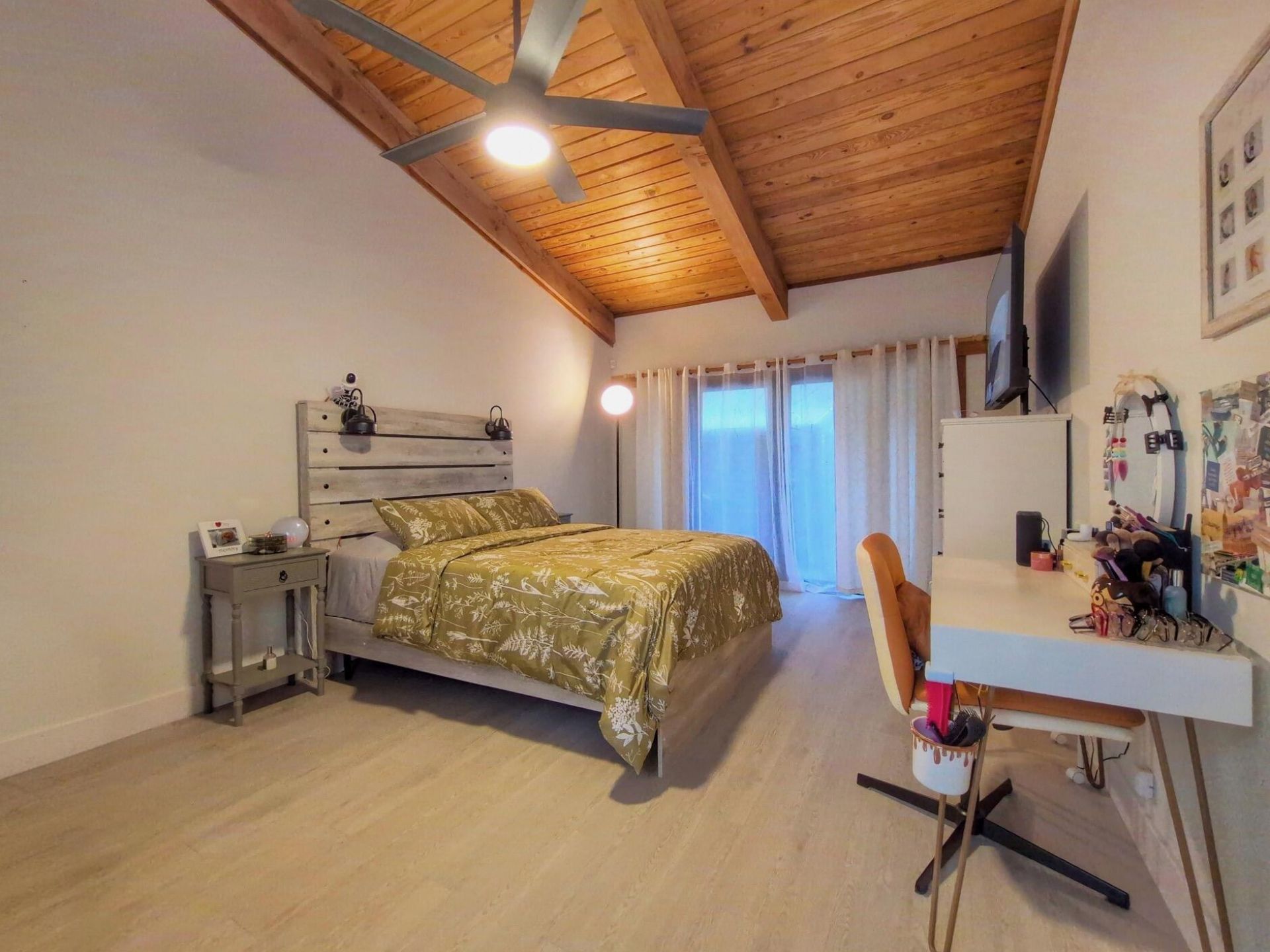 10180 E Cypress Court, Unit 10180, Pembroke Pines, FL 33026 Photo