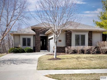 1514 S 198th Avenue, Omaha, NE 68130