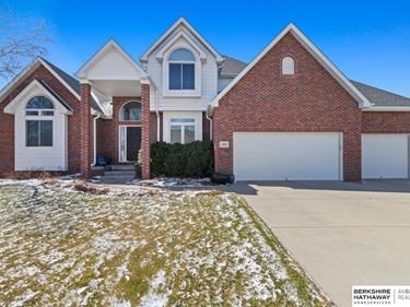 5321 Troon Drive, Lincoln, NE 68526