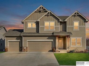 9561 S 183rd Avenue, Omaha, NE 68136