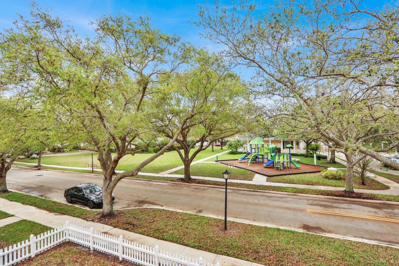 132 Peabody Drive, Jupiter, FL 33458 Photo