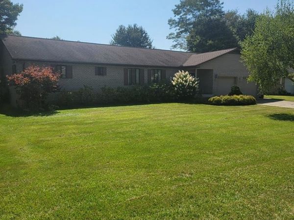 825 WANDERING LANE, BEAVER, WV 25813