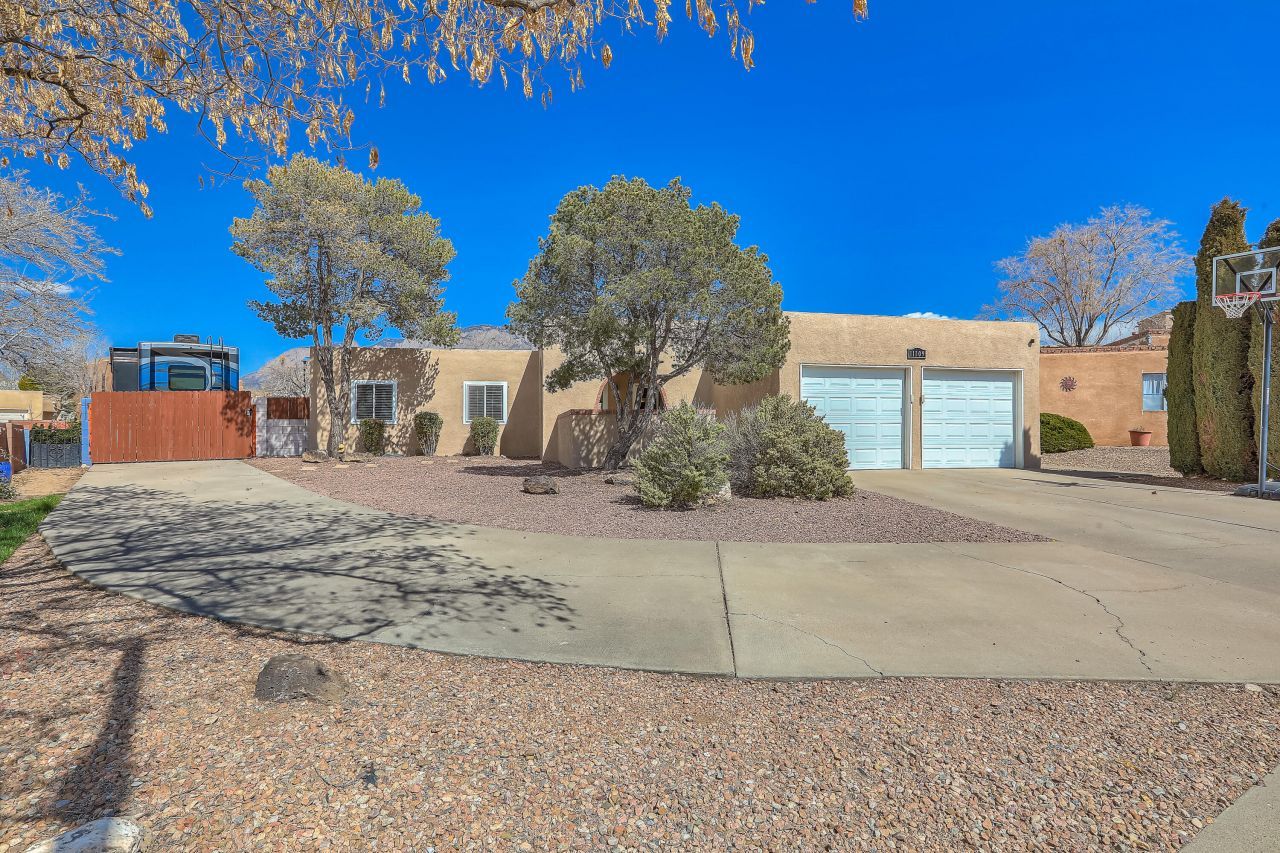 11109 Hagen Road Ne, Albuquerque, NM 87111 Main Photo