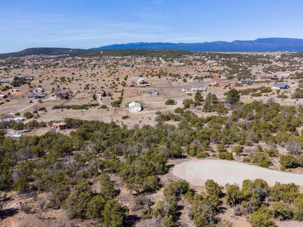 28 Ultimate Court, Edgewood, NM 87015