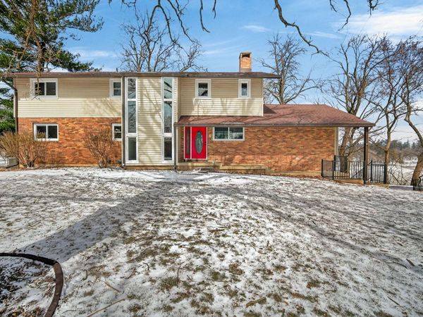 540 Oak Lane, Nevada, IA 50201