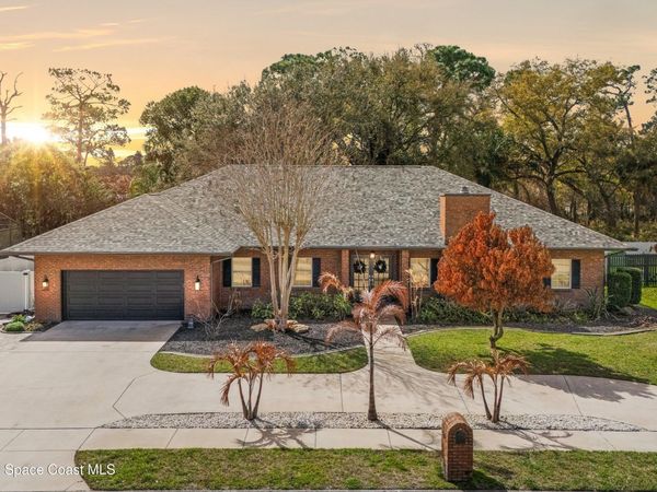 572 Lake Ashley Circle , Melbourne, FL 32904