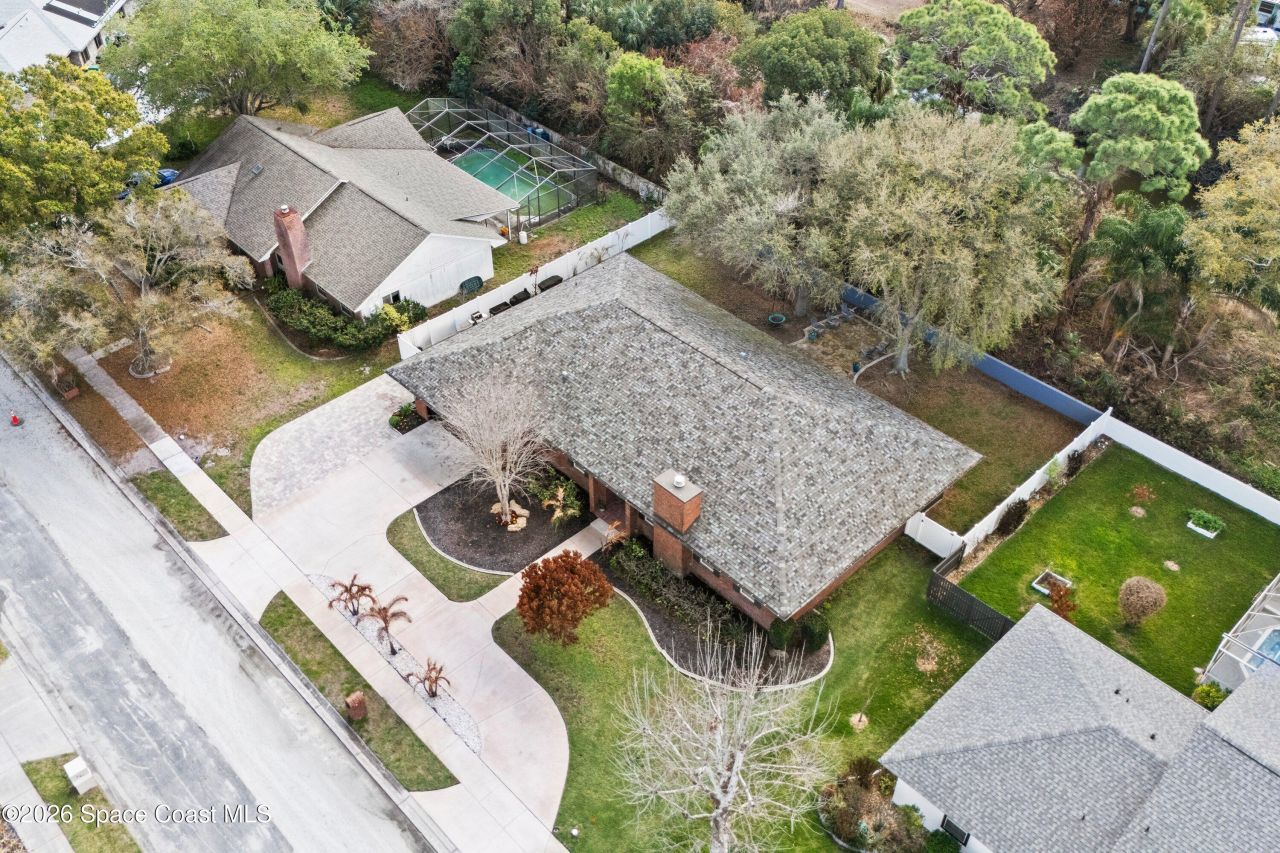 572 Lake Ashley Circle, Melbourne, FL 32904 Photo