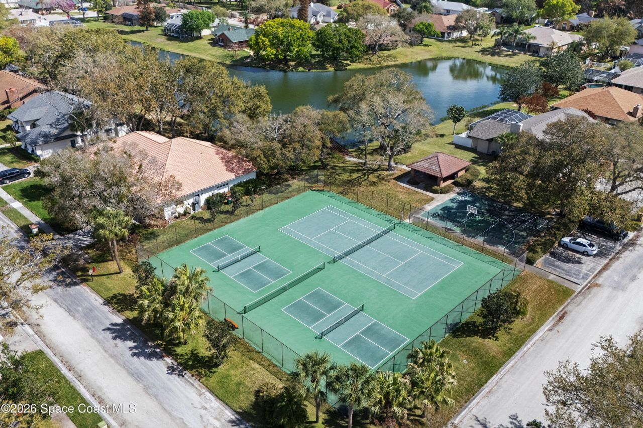572 Lake Ashley Circle, Melbourne, FL 32904 Photo