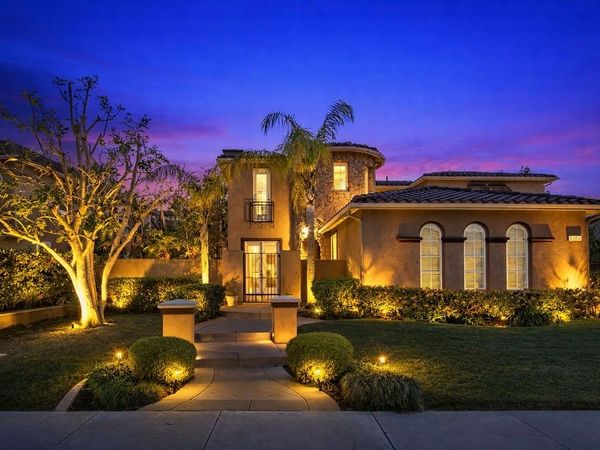 8176 E Bailey Way, Anaheim Hills, CA 92808