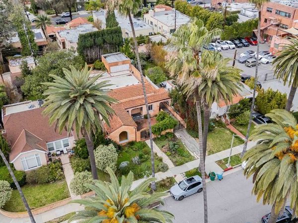 127 S Carson Road, Beverly Hills, CA 90211